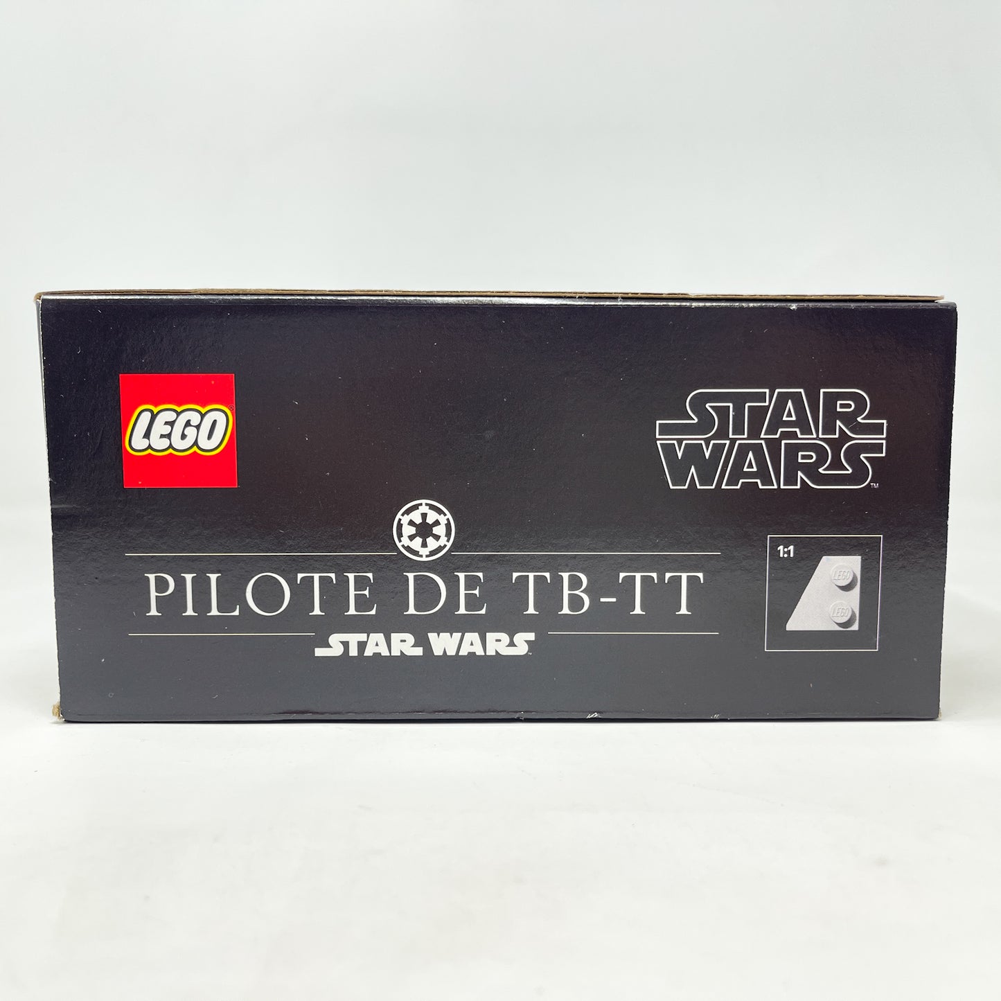 Lego 75429 AT-AT Driver Helmet (2025) - Sealed