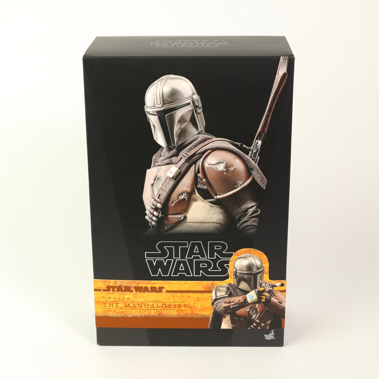The Mandalorian Collectible Figure - Hot Toys – 4th Moon Toys