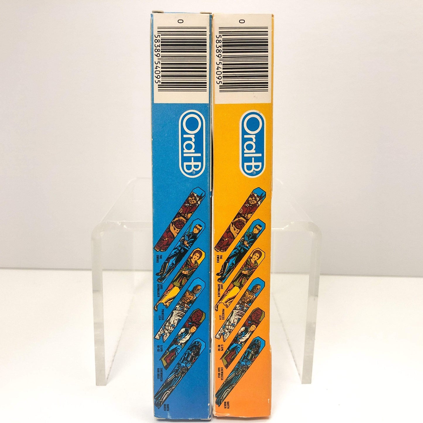 Pair of Oral-B Toothbrushes (Canadian GDE)