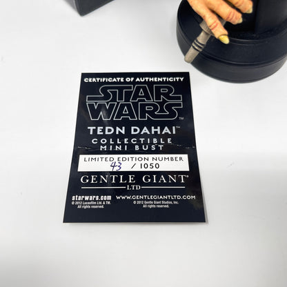 Tedn Dahai (Modal Nodes Cantina Band) Collectible Mini Bust - Gentle Giant