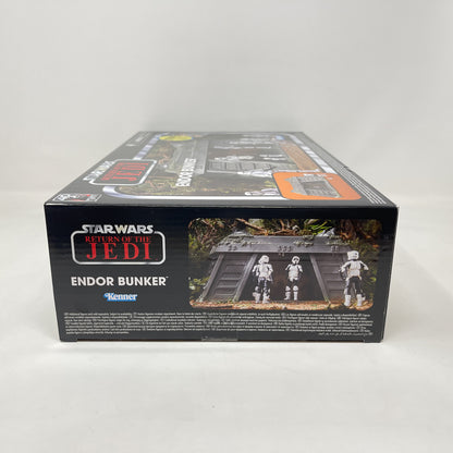 TVC Endor Bunker w/ Endor Rebel Commando