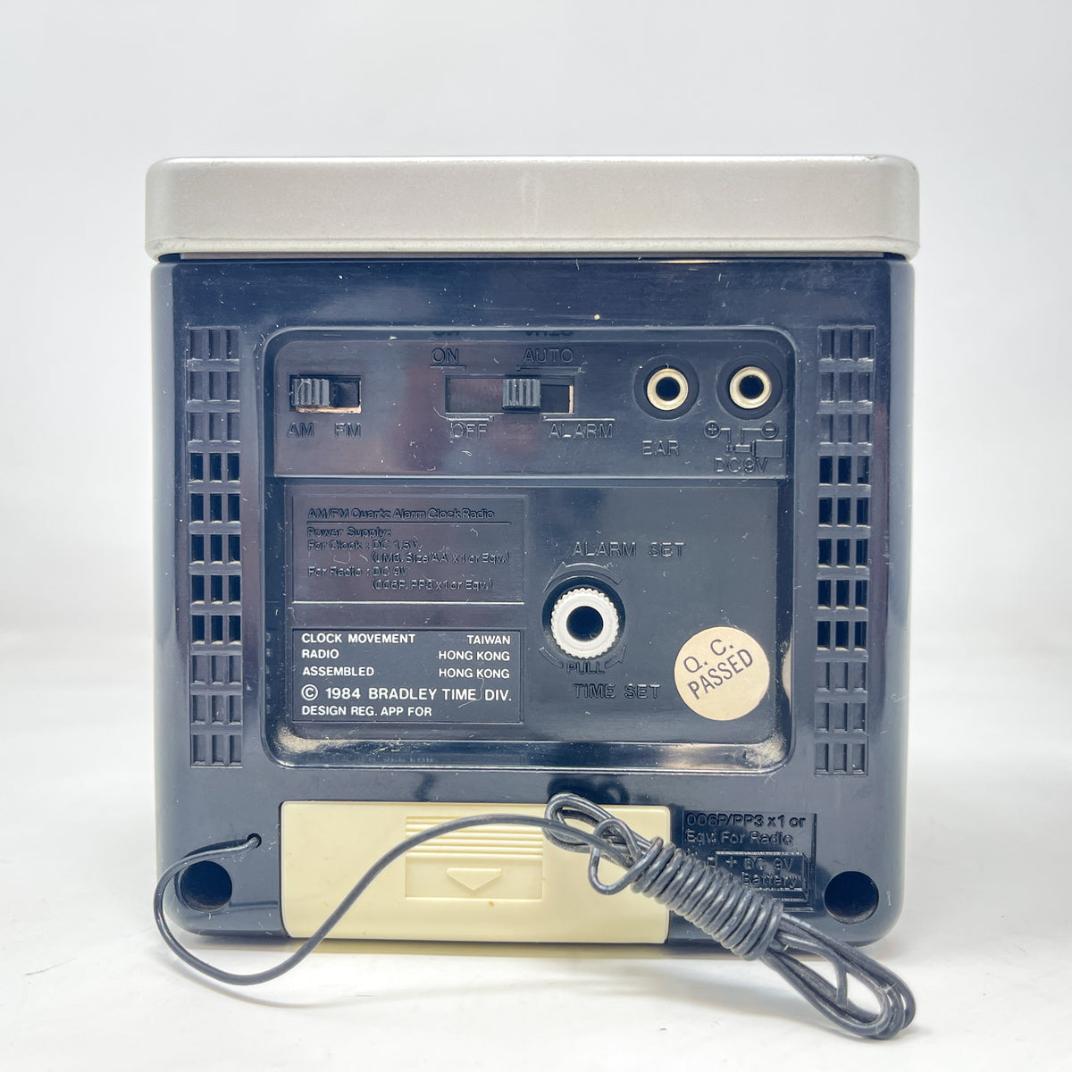 Star Wars AM/FM Quartz Alarm Clock Radio – Vintage Bradley Time (1984)
