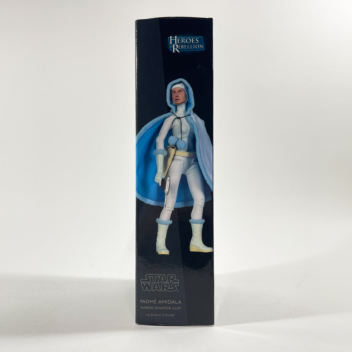 Padmé Amidala (Naboo Senator: Ilum) – Sideshow Collectibles Sixth Scale Figure (2008)