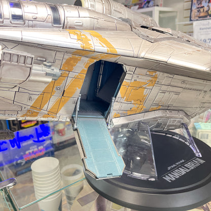 Haslab Razor Crest - The Mandalorian - Open Box No Figures - Hasbro Vintage Collection