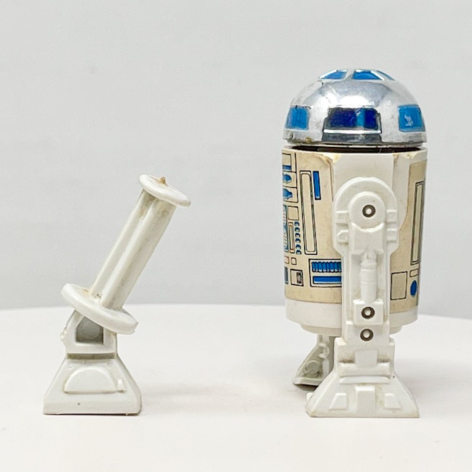 R2-D2 Droid Factory 3 Leg Loose Complete Vintage Star Wars Action
