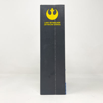 Luke Skywalker (Skywalker Strikes) Comic Pack - Hasbro Black Series (2019)
