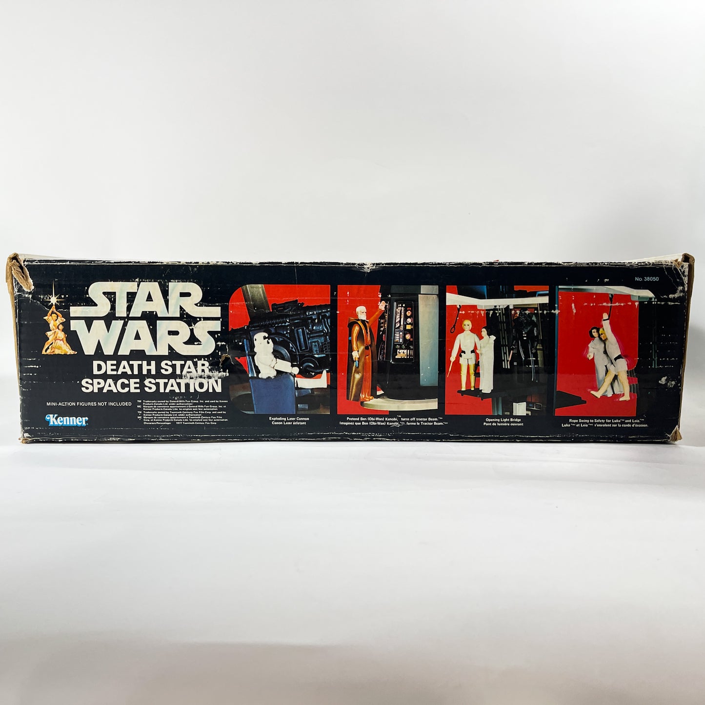 Death Star Playset - Complete in Canadian Suitcase Box - Vintage Kenner (1978)