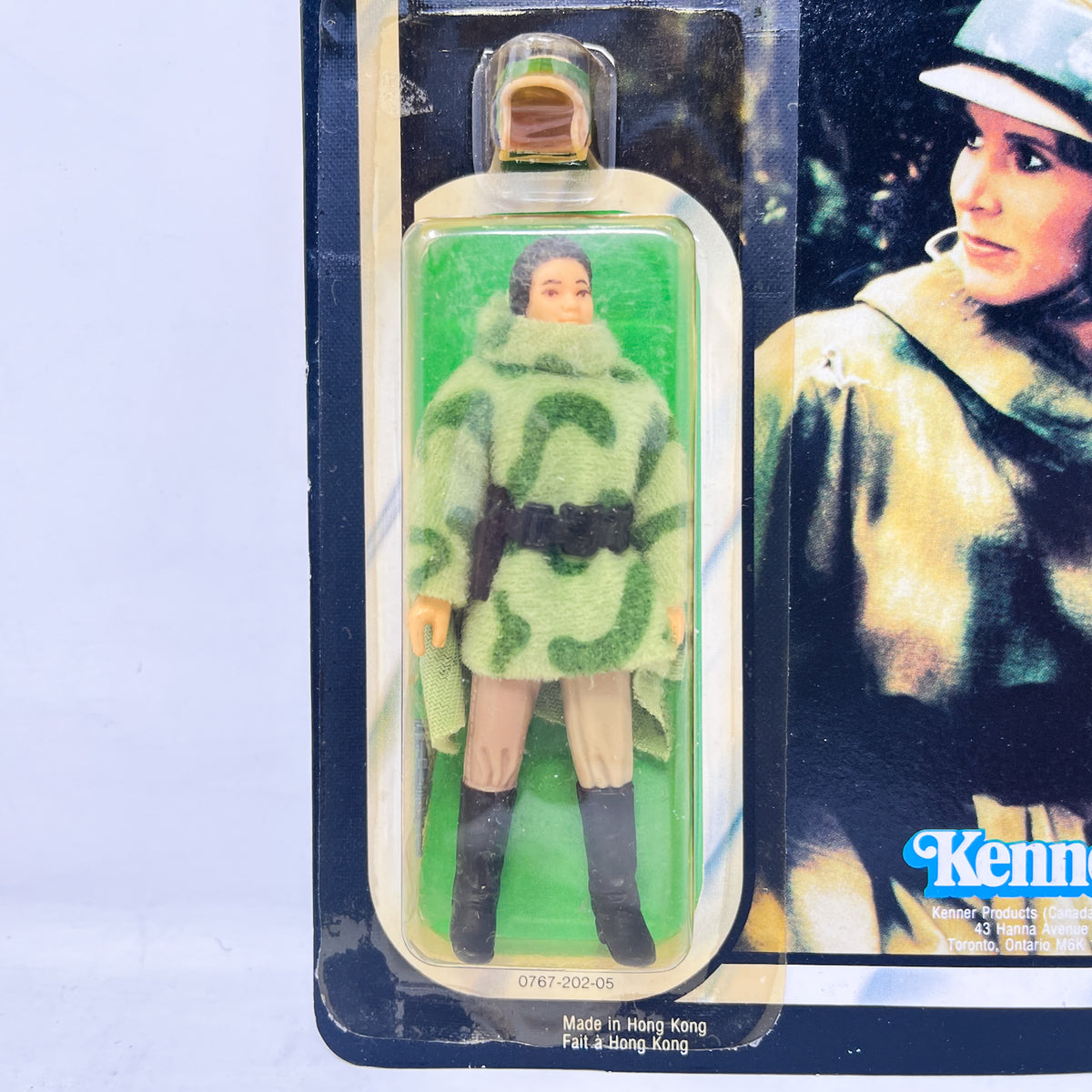 Leia in Combat Poncho (Endor) 77A Canadian - Mint on Card