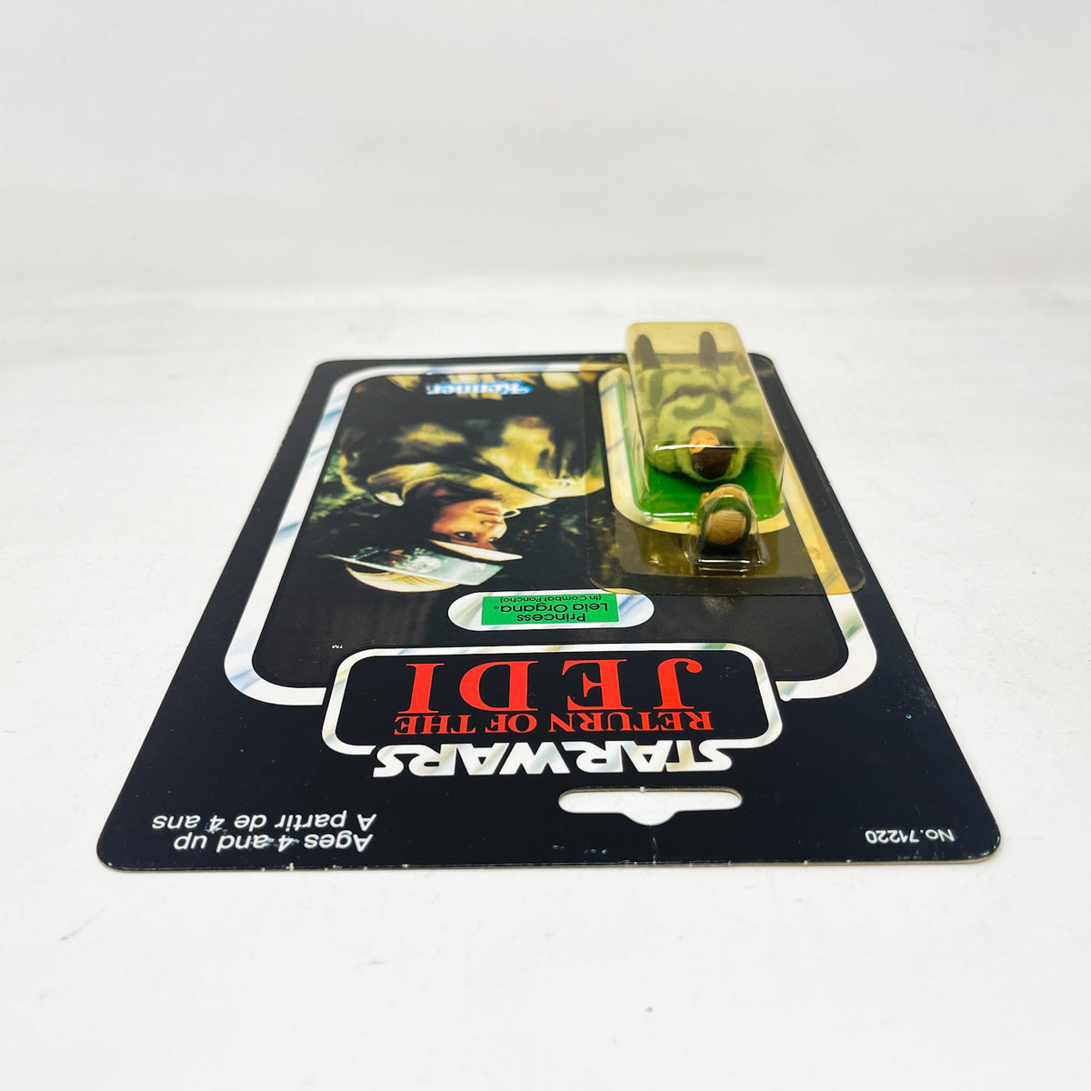 Leia in Combat Poncho (Endor) 77A Canadian - Mint on Card