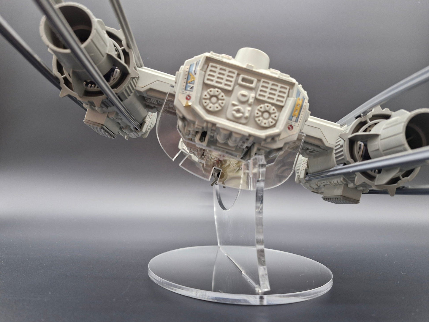 Vintage 4th Moon Toys Star Wars Supplies Acrylic Display Stand for Y-Wing (Vintage, POTF2, 30th, TVC)