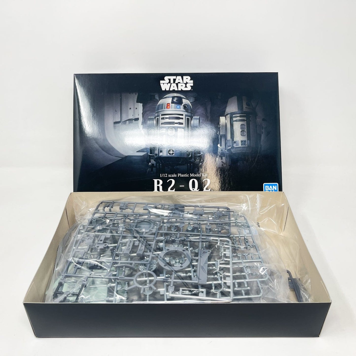 Vintage Bandai Star Wars Modern Other Bandai R2-Q2 1/12 Scale Star Wars Model Kit (2019)