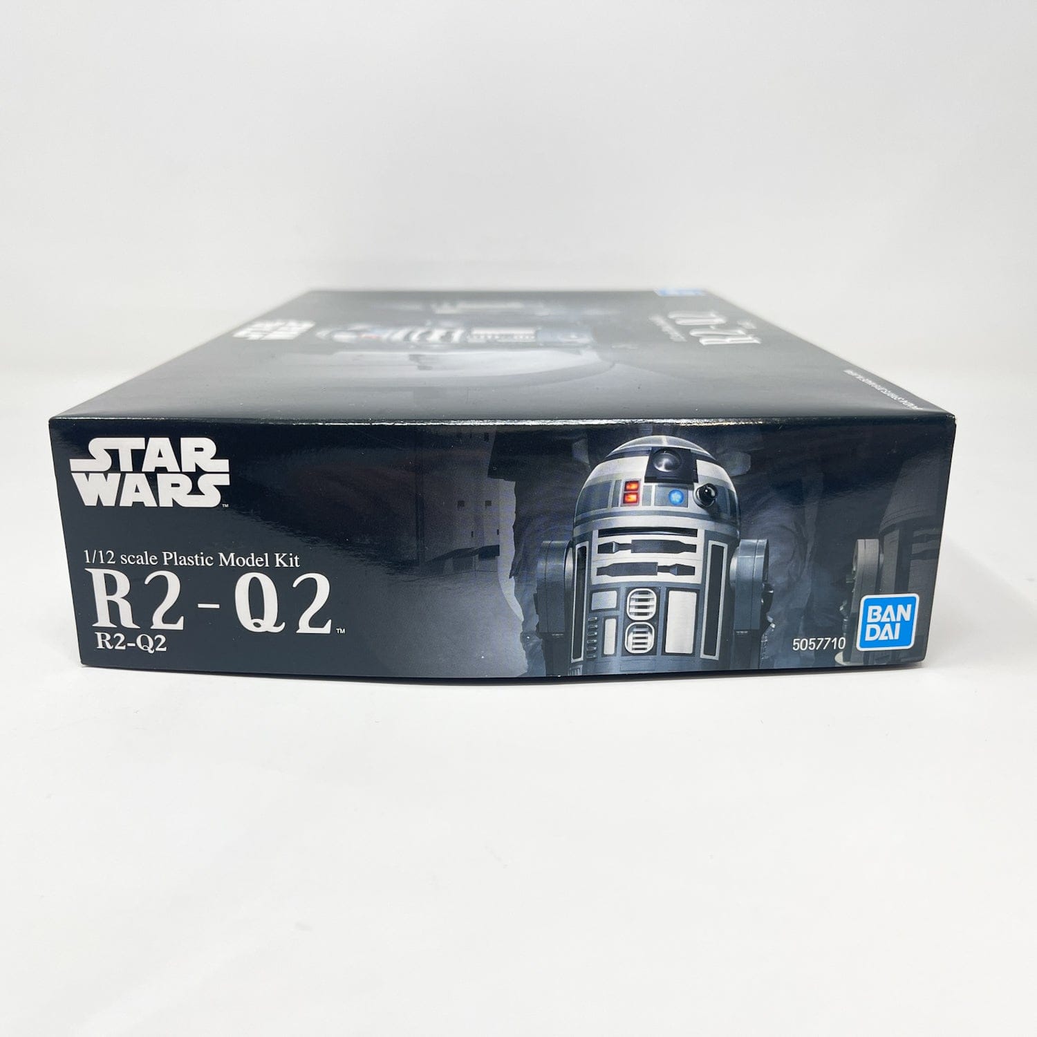 Vintage Bandai Star Wars Modern Other Bandai R2-Q2 1/12 Scale Star Wars Model Kit (2019)