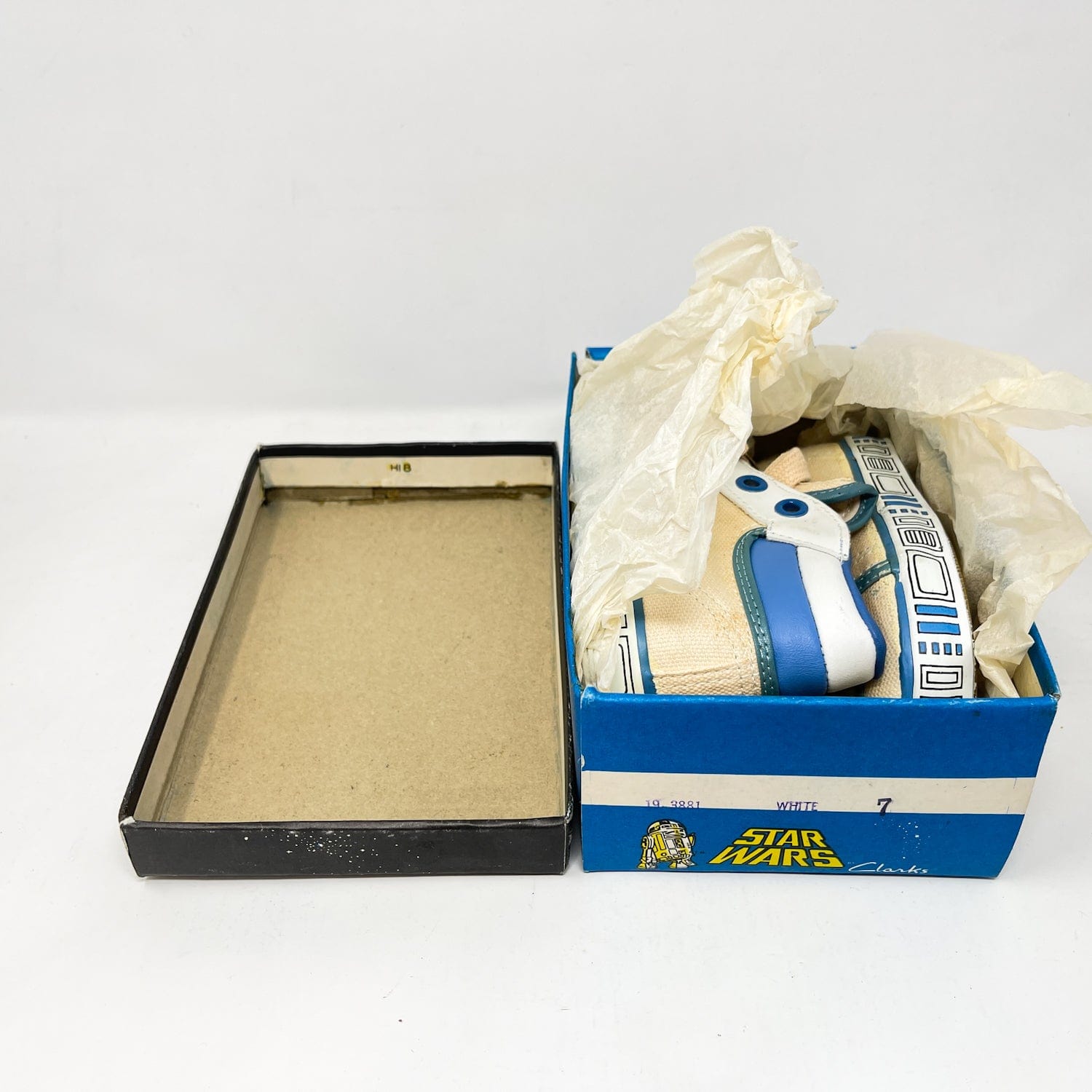 Vintage Clarks Star Wars Non-Toy Clarks R2-D2 Shoes in Canadian Box