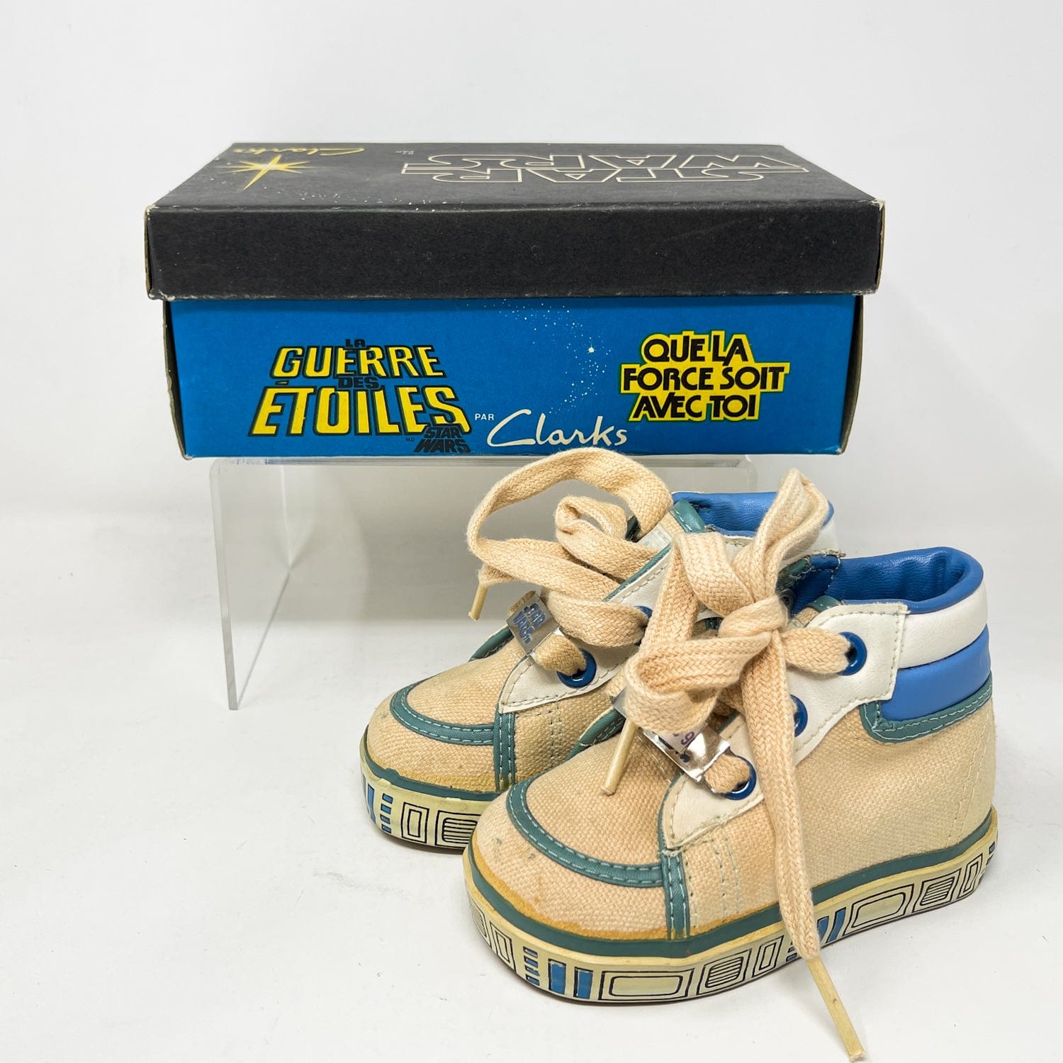 Vintage Clarks Star Wars Non-Toy Clarks R2-D2 Shoes in Canadian Box