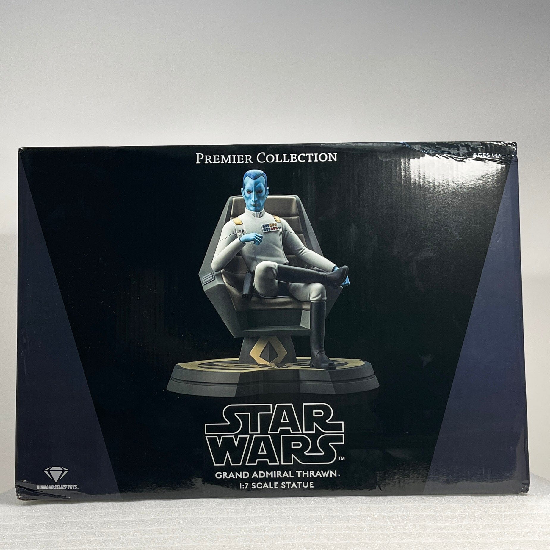 Vintage Gentle Giant Star Wars Statues & Busts Grand Admiral Thrawn  - Premier Collection Limited Edition Statue - Gentle Giant