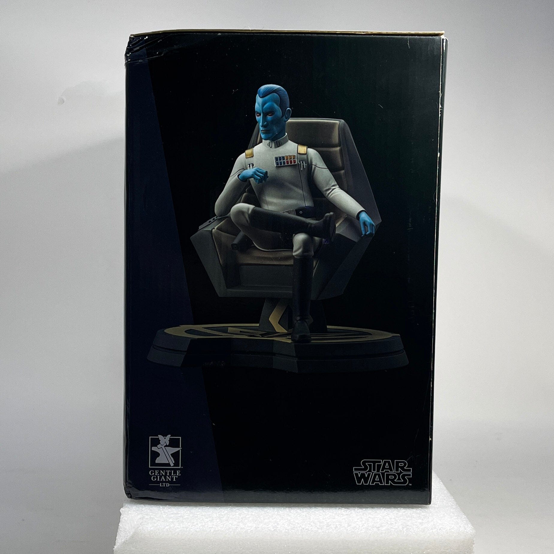 Vintage Gentle Giant Star Wars Statues & Busts Grand Admiral Thrawn  - Premier Collection Limited Edition Statue - Gentle Giant