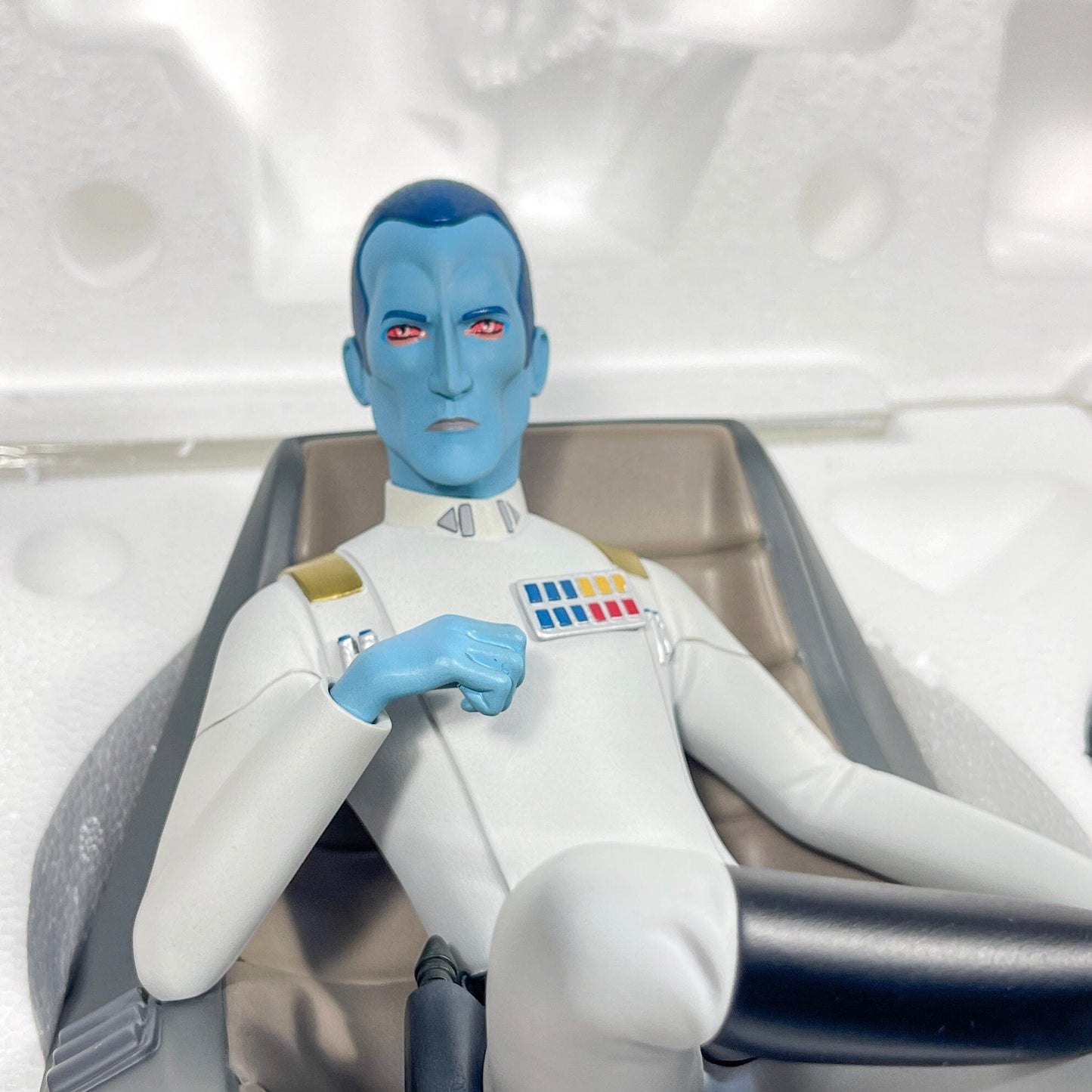 Vintage Gentle Giant Star Wars Statues & Busts Grand Admiral Thrawn  - Premier Collection Limited Edition Statue - Gentle Giant