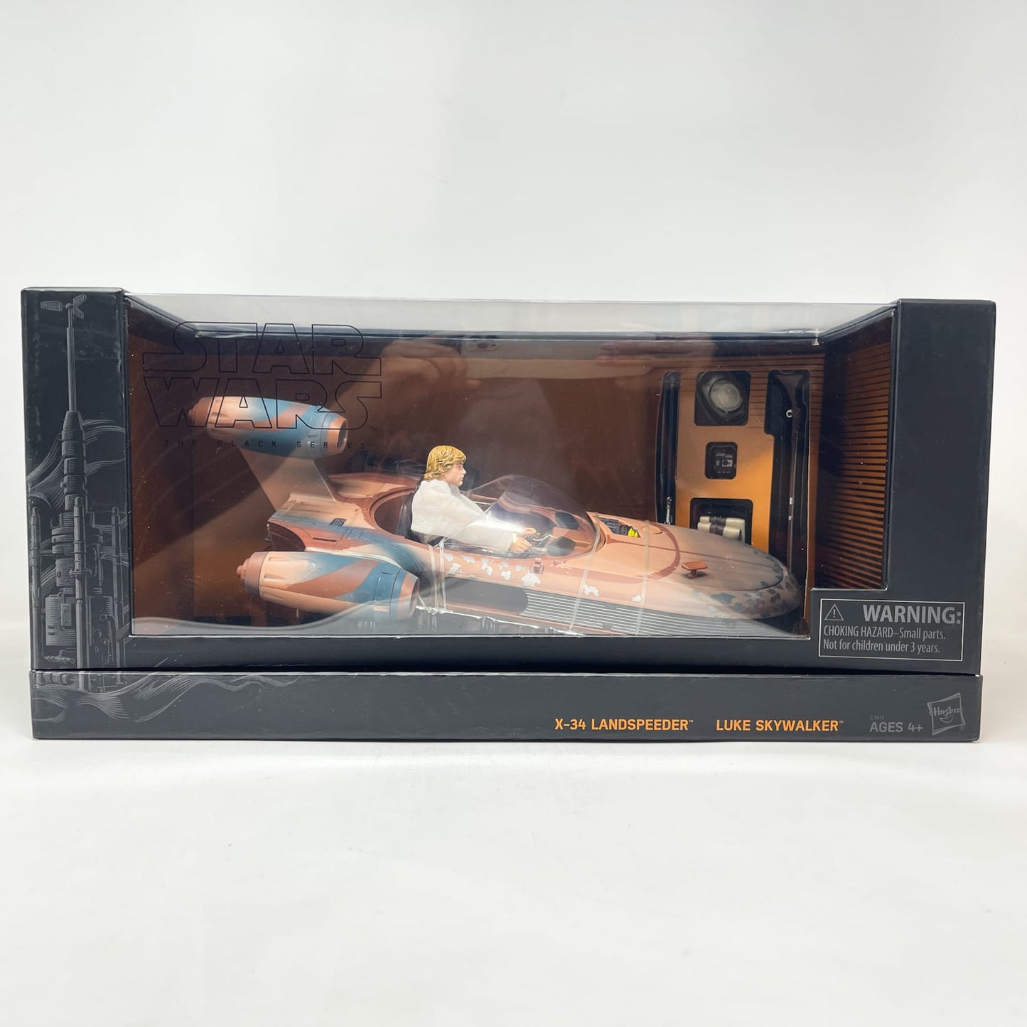 Vintage Hasbro Star Wars Black Series Sealed Figures X-34 Landspeeder and Luke Skywalker (SDCC Packaging) - Hasbro Black Series (2017)