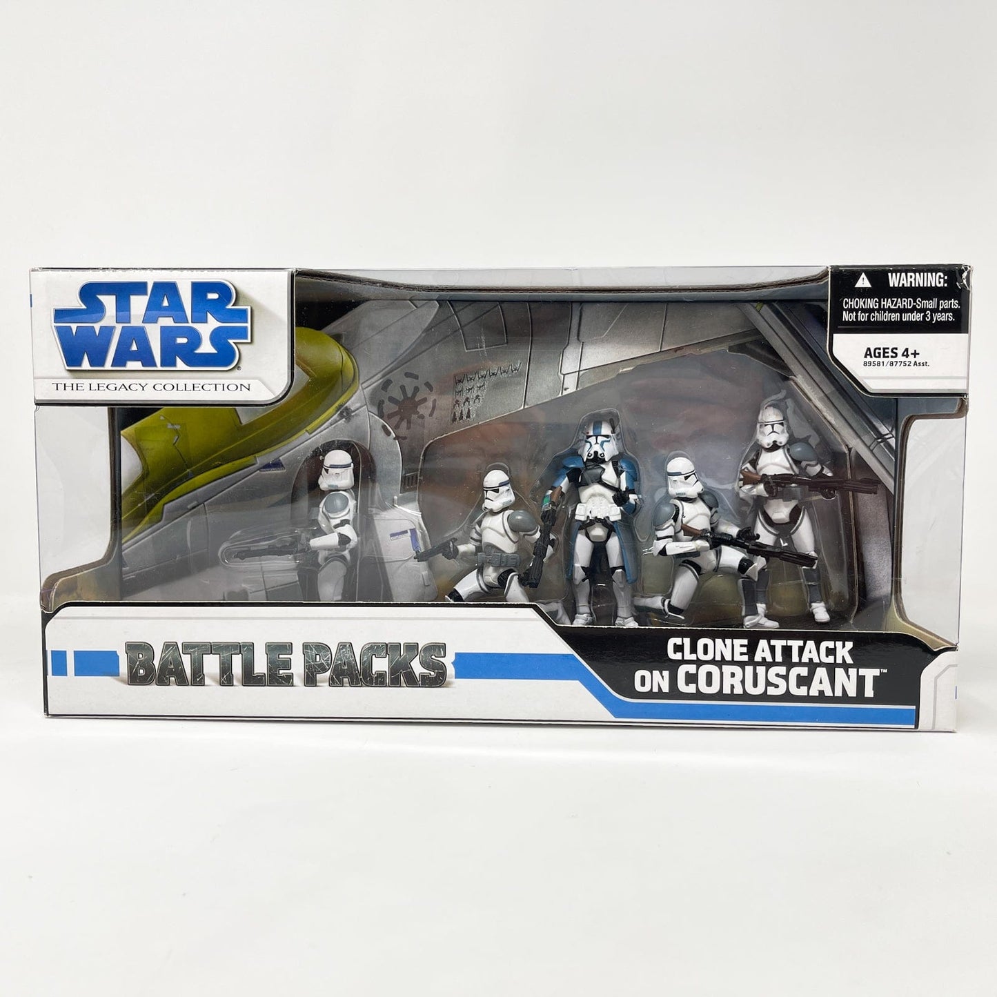 Vintage Hasbro Star Wars Mid MOC Clone Attack on Coruscant Battle Pack - Hasbro Legacy Collection (2008)
