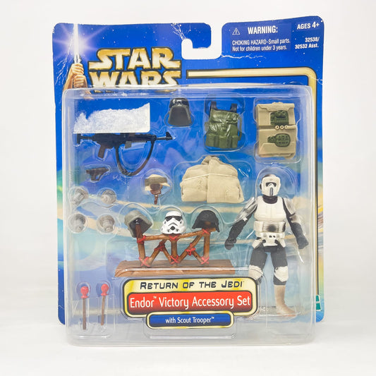 Vintage Hasbro Star Wars Mid MOC Endor Victory Accessory Set w/ Scout Trooper Deluxe - Hasbro SAGA Series 3.75" (2002)