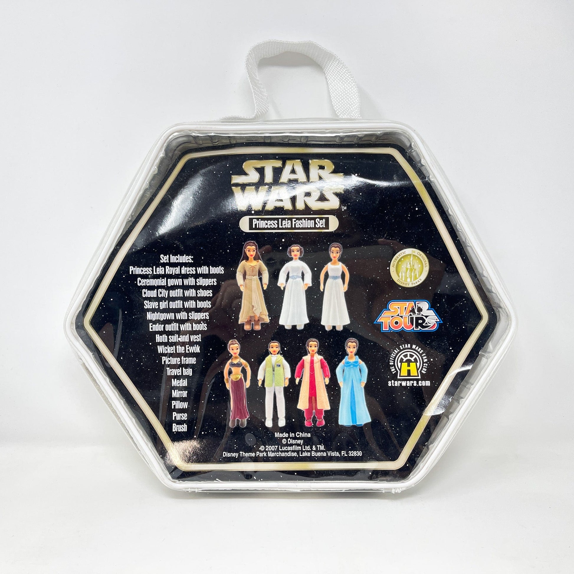 Star Wars Hasbro Princess Leia Fashion Set 1997 3.75-Inch Figures with Outfits, Accessories & Wicket Ewok 4th Moon Toys Star Wars Hasbro Princess Leia Fashion Set 1997 3.75-Inch Figures with Outfits, Accessories & Wicket Ewok 4th Moon Toys