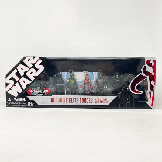 Vintage Hasbro Star Wars Mid MOC Republic Elite Forces: Mandalorians & Omega Squad – Hasbro 30th Anniversary Collection (Copy)