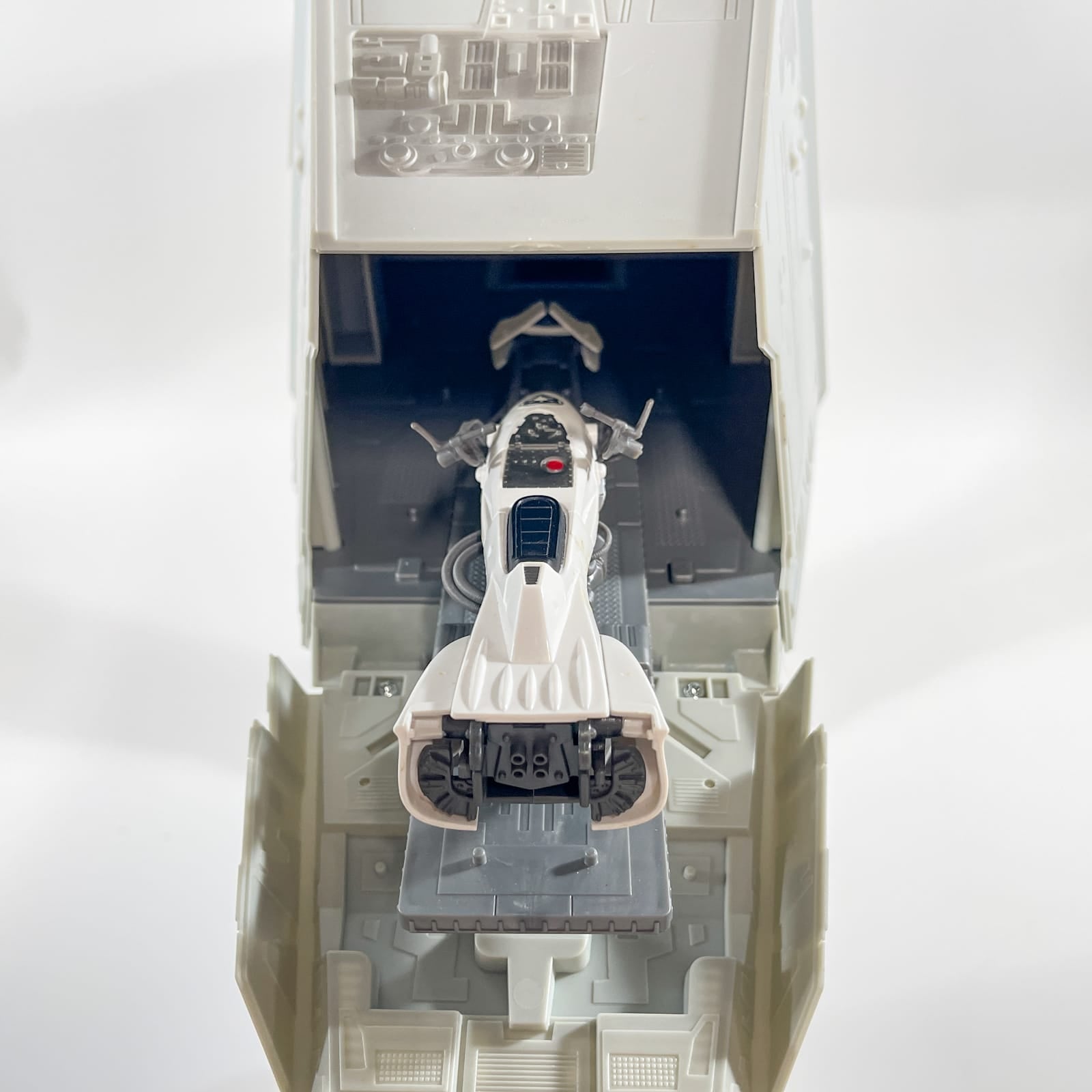 Vintage Hasbro Star Wars Mid Ships AT-AT (ESB Hoth) - Hasbro The Vintage Collection - Open Box