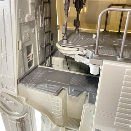 Vintage Hasbro Star Wars Mid Ships AT-AT (ESB Hoth) - Hasbro The Vintage Collection - Open Box