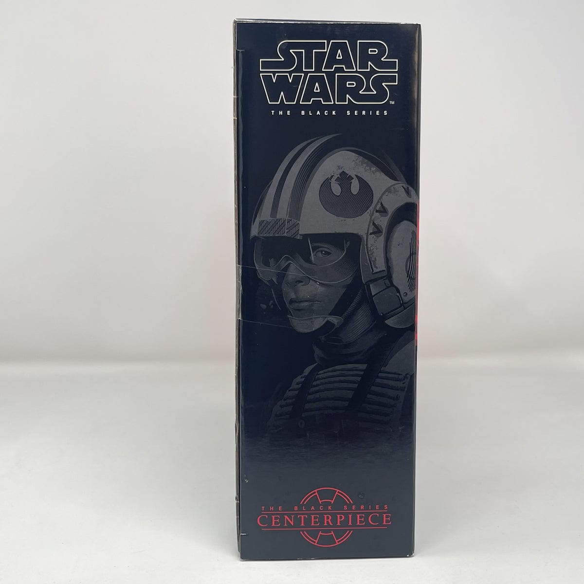 Vintage Hasbro Star Wars Modern MOC Luke Skywalker Centerpiece - Black Series Hasbro Star Wars