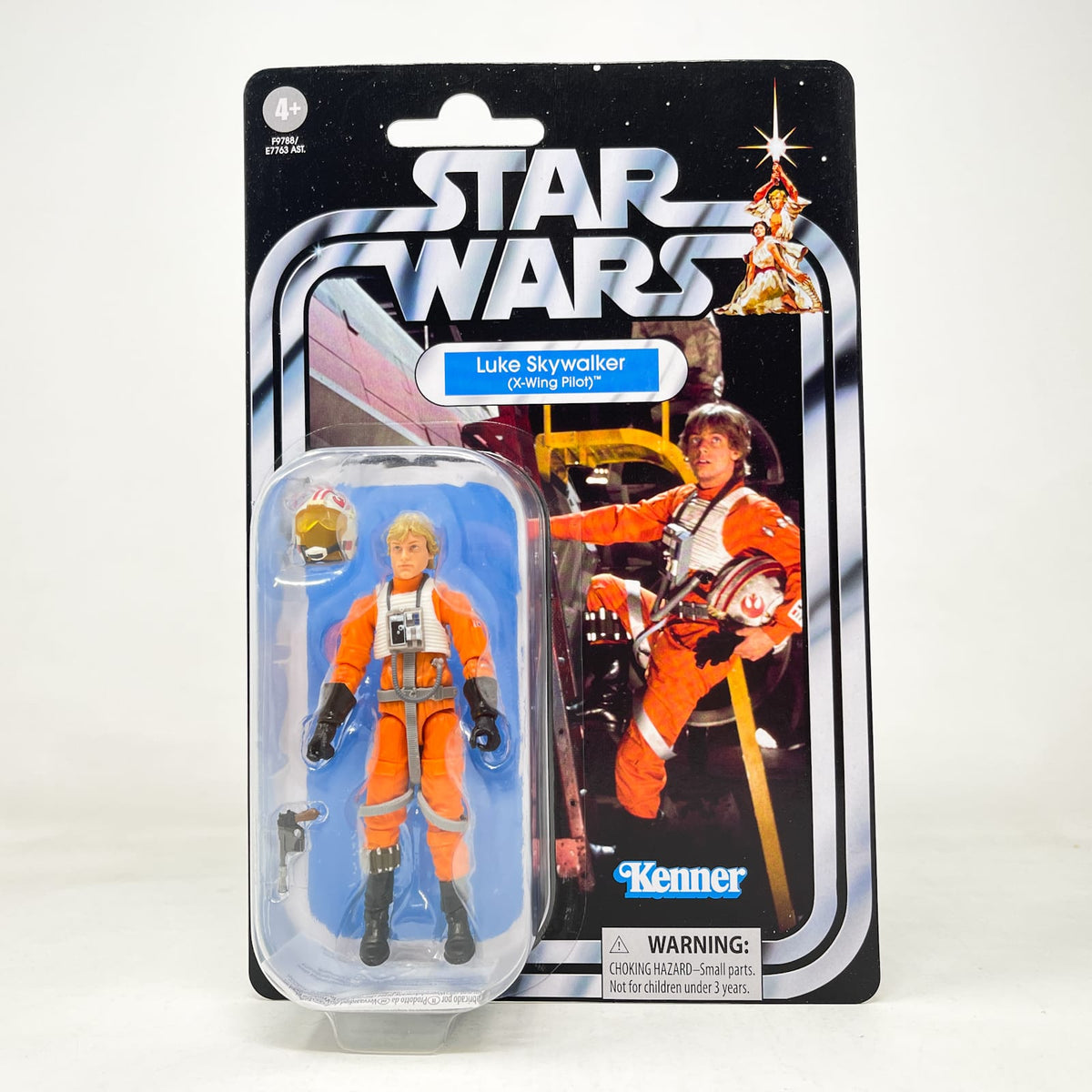 Vintage Hasbro Star Wars Vintage Collection Carded VC158 Luke Skywalker - X-wing Pilot (2024) - The Vintage Collection