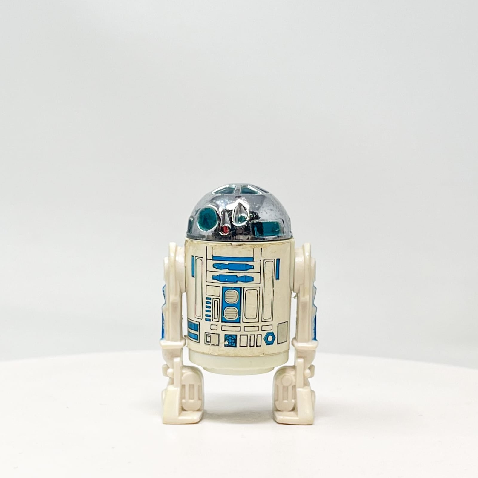 R2-D2 Solid Dome Loose Complete Vintage Star Wars Action Figure