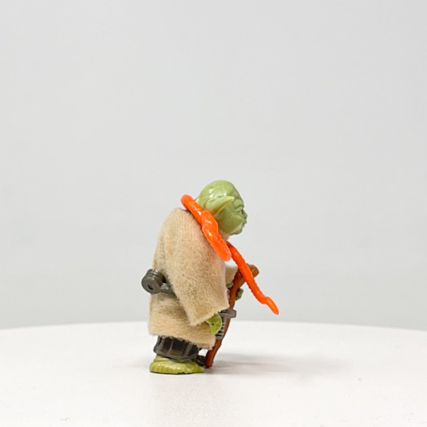 Vintage Kenner Star Wars LC Yoda with Orange Snake Loose Complete