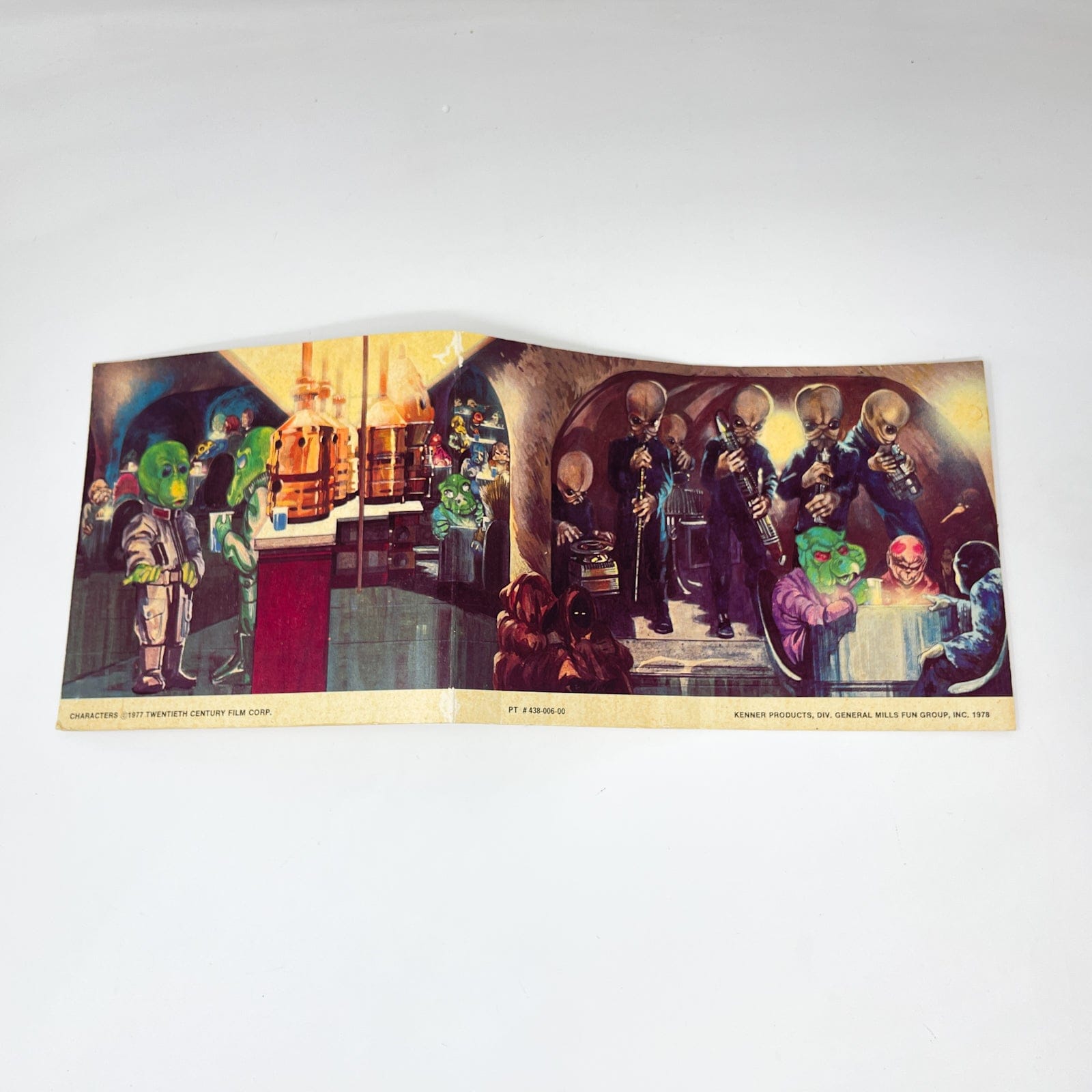 Vintage Kenner Star Wars Vehicle Creature Cantina Playset - Complete in Canadian Box