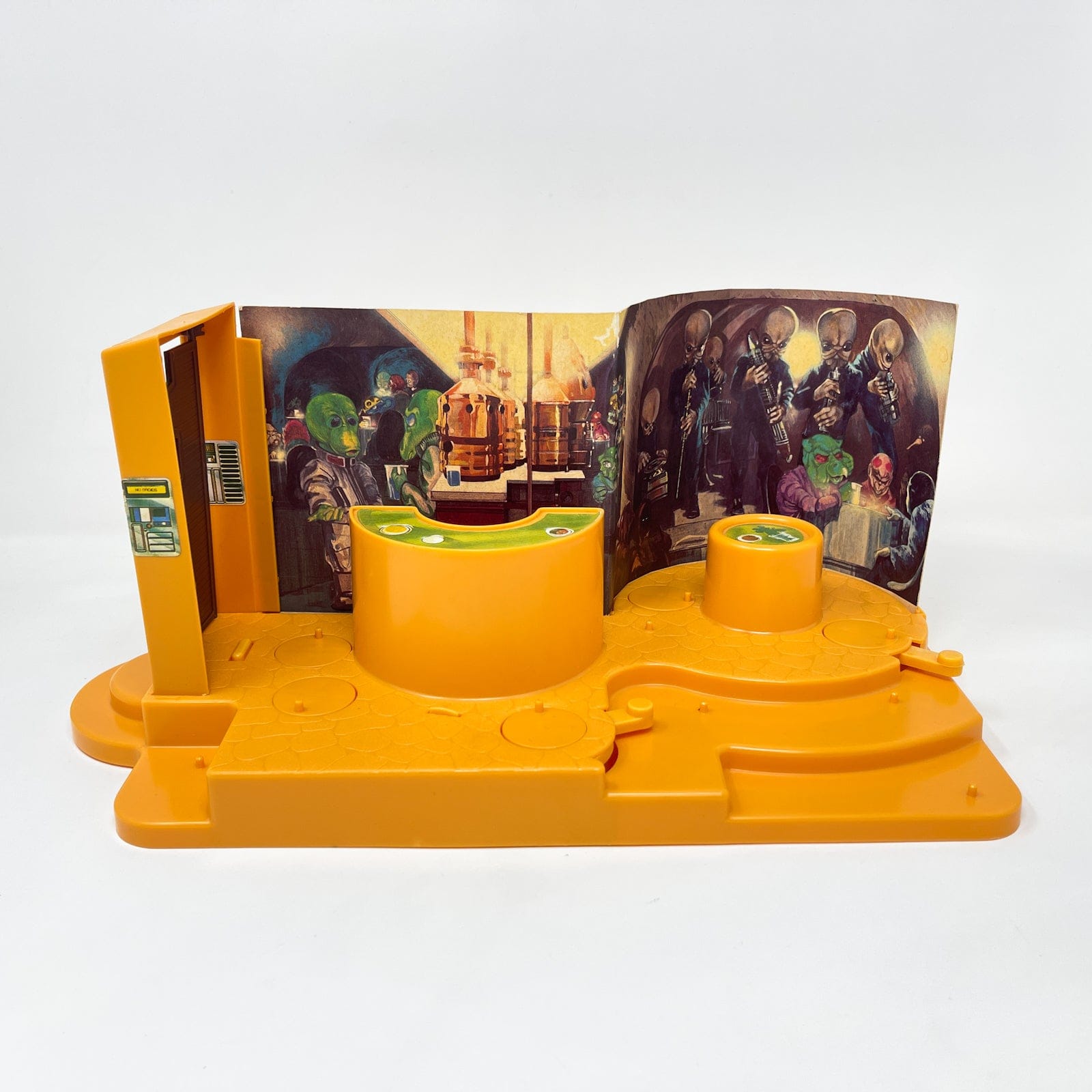 Vintage Kenner Star Wars Vehicle Creature Cantina Playset - Complete in Canadian Box