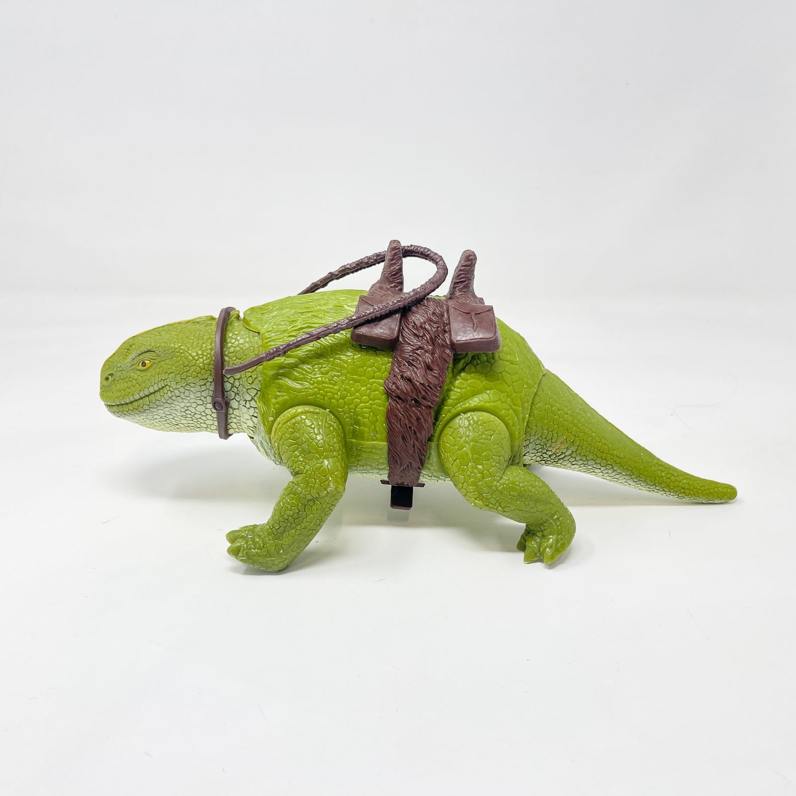 Vintage Kenner Star Wars Vehicle Dewback - Complete in Box - Broken Reigns (1979)