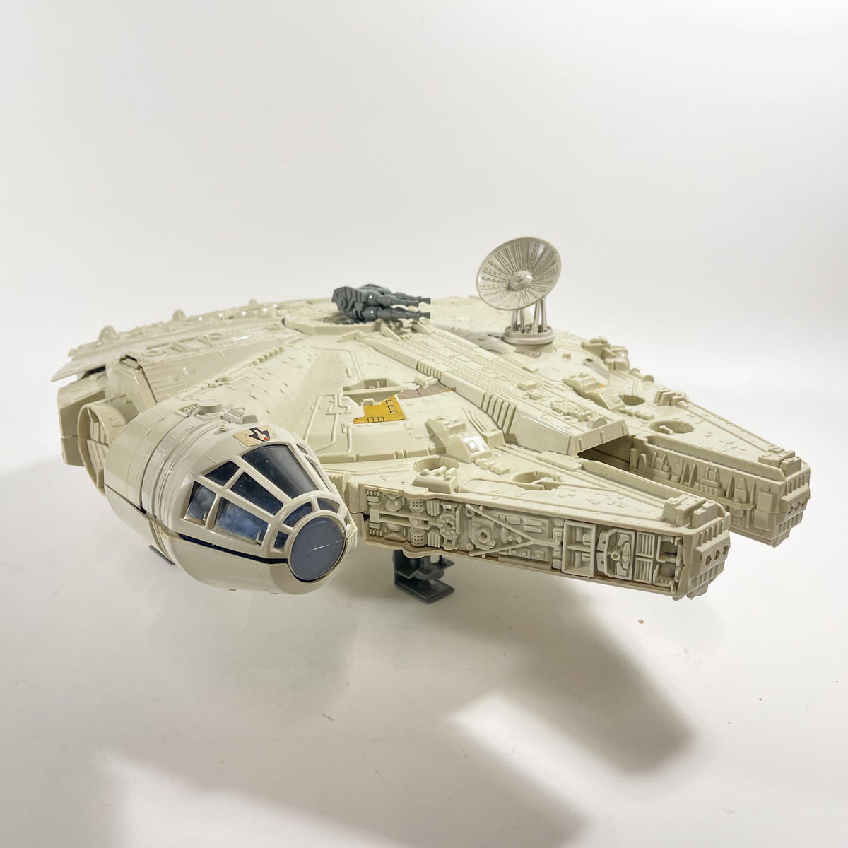Vintage Kenner Star Wars Vehicle Millennium Falcon in Complete in Canadian SW Box - Vintage Star Wars (1978)