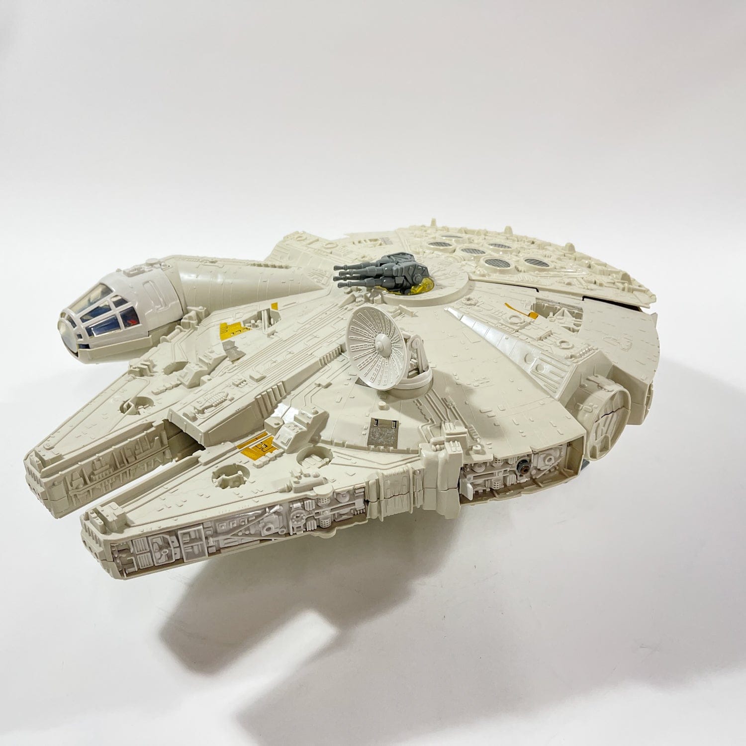 Vintage Kenner Star Wars Vehicle Millennium Falcon in SPECIAL OFFER Canadian ESB Box - Complete