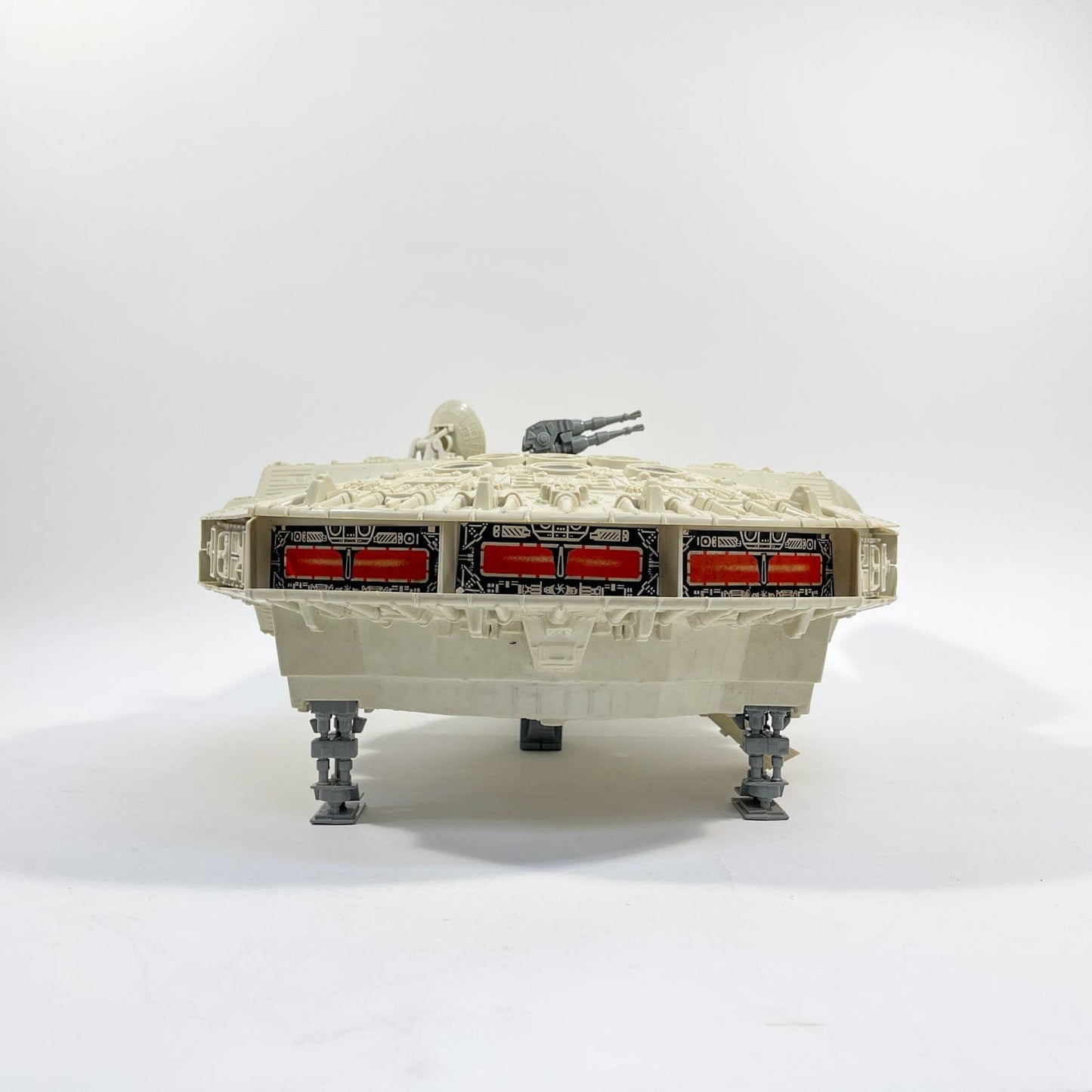 Vintage Kenner Star Wars Vehicle Millennium Falcon - Loose Complete