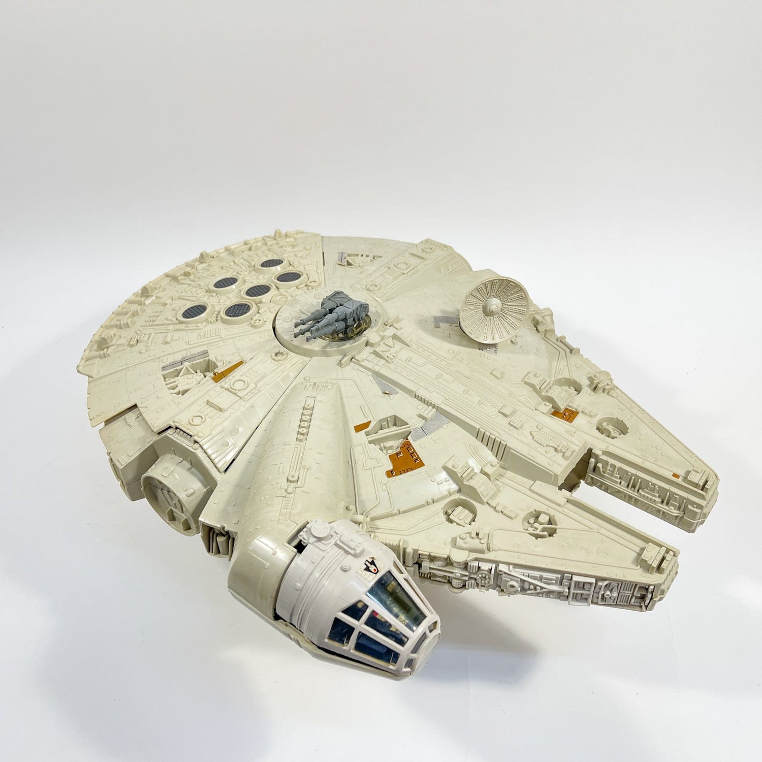 Vintage Kenner Star Wars Vehicle Millennium Falcon - Loose Complete