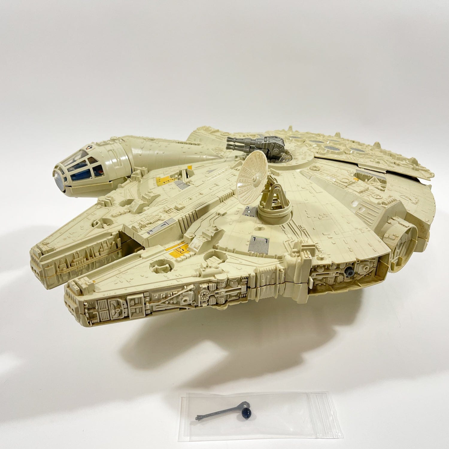 特撮 STAR WARS MILLENNIUM FALCON s-l400.jpg