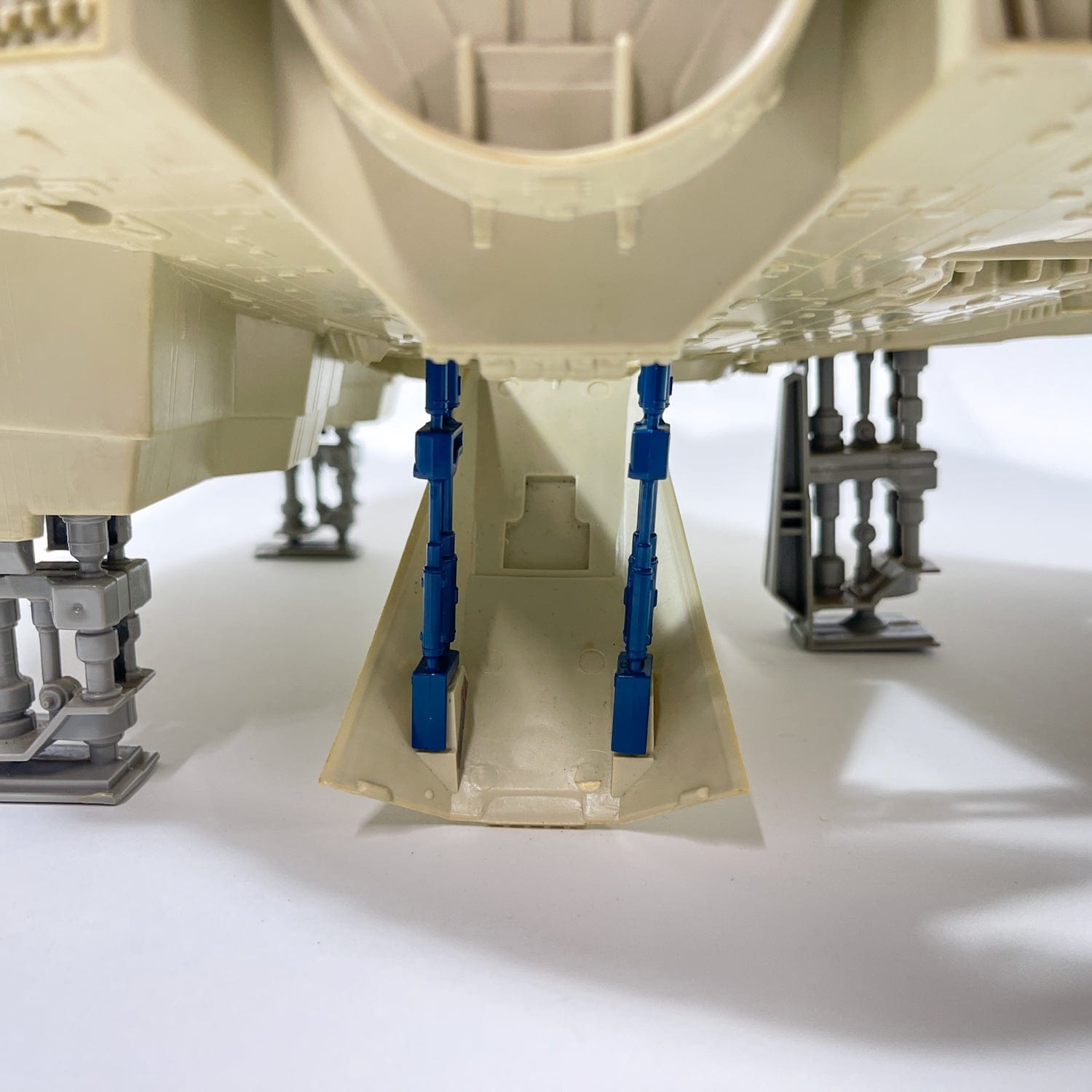 Vintage Kenner Millennium Falcon Loose Incomplete Star Wars Toy