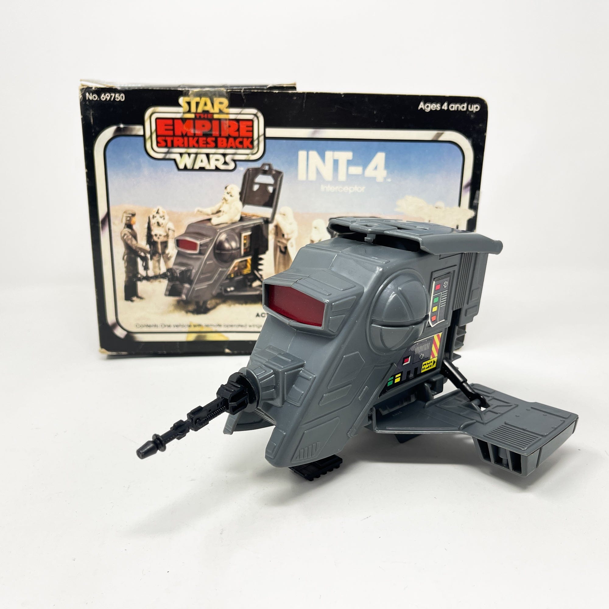 Kenner retailer Star Wars ESB Mini-Rig INT-4 And AT-AT Commander