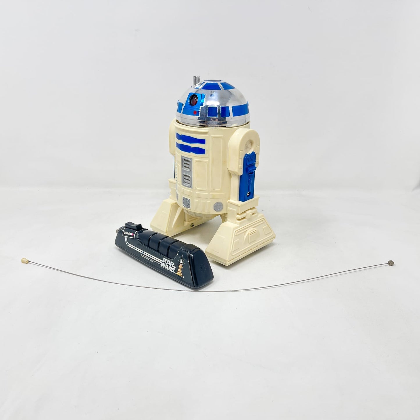 Vintage Kenner Star Wars Vehicle Radio Controlled R2-D2 - Complete in Canadian Box - Vintage Kenner (1978)