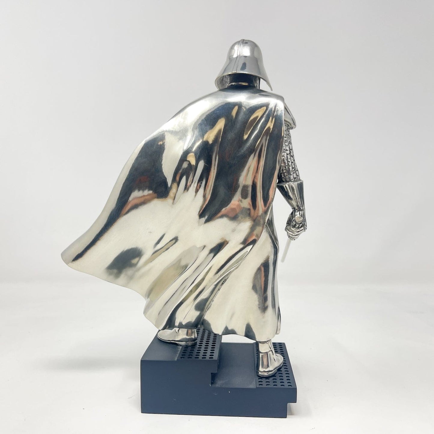 Vintage Royal Selangor Star Wars Statues & Busts Darth Vader Pewter Figurine - Royal Selangor Limited Edition (2016)
