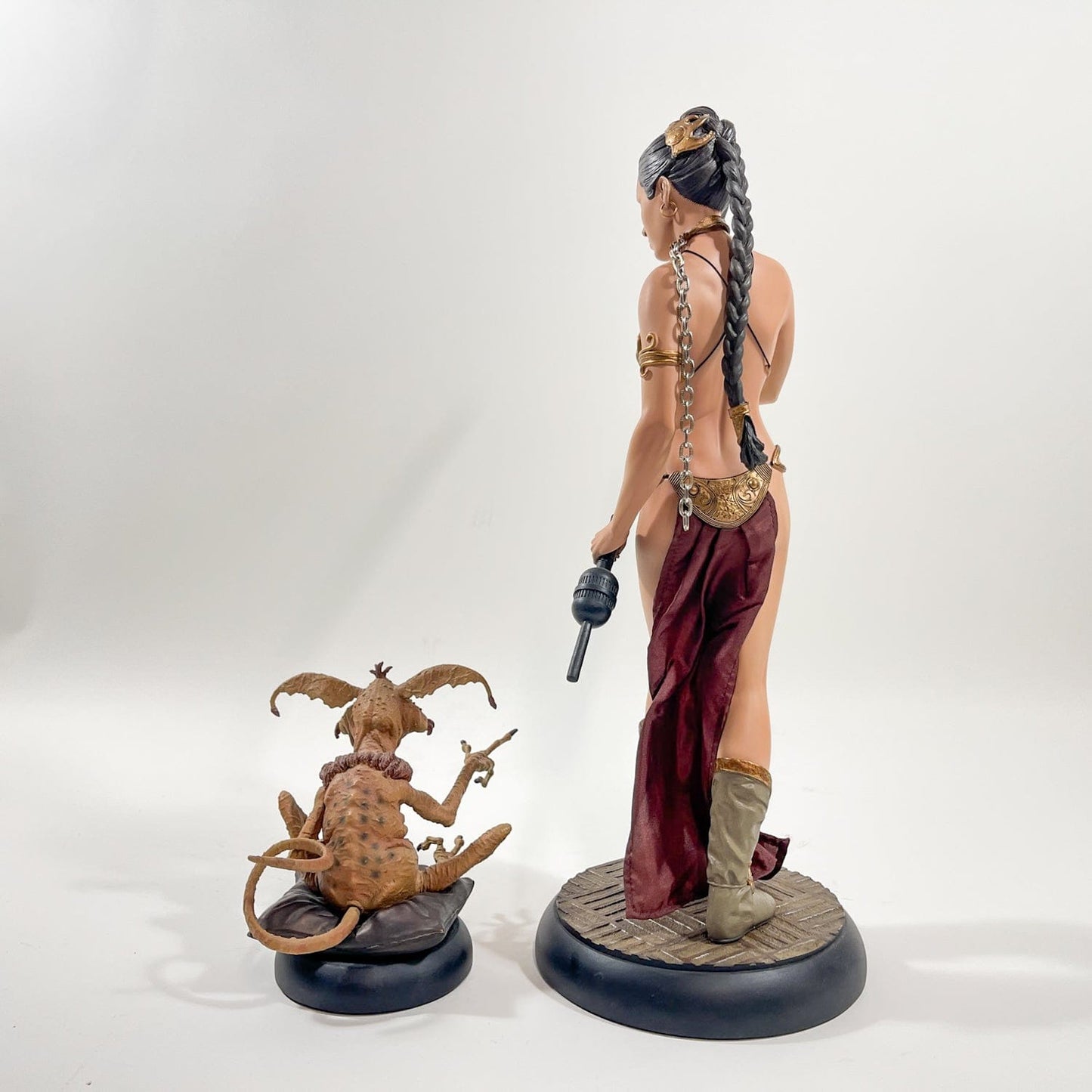 Vintage SIDESHOW Star Wars Slave Leia w/ Salacious Crumb - Premium Format Figure - Sideshow Exclusive Edition