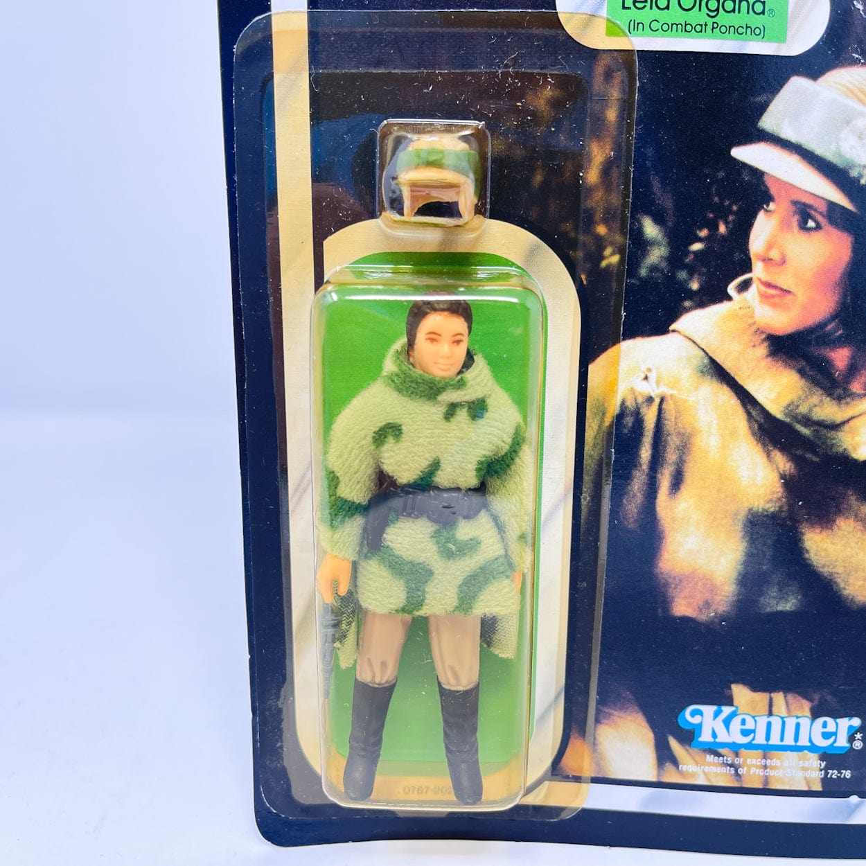 Vintage Kenner Star Wars Toy Leia in Combat Poncho ROTJ 77A-back  - Mint on Card