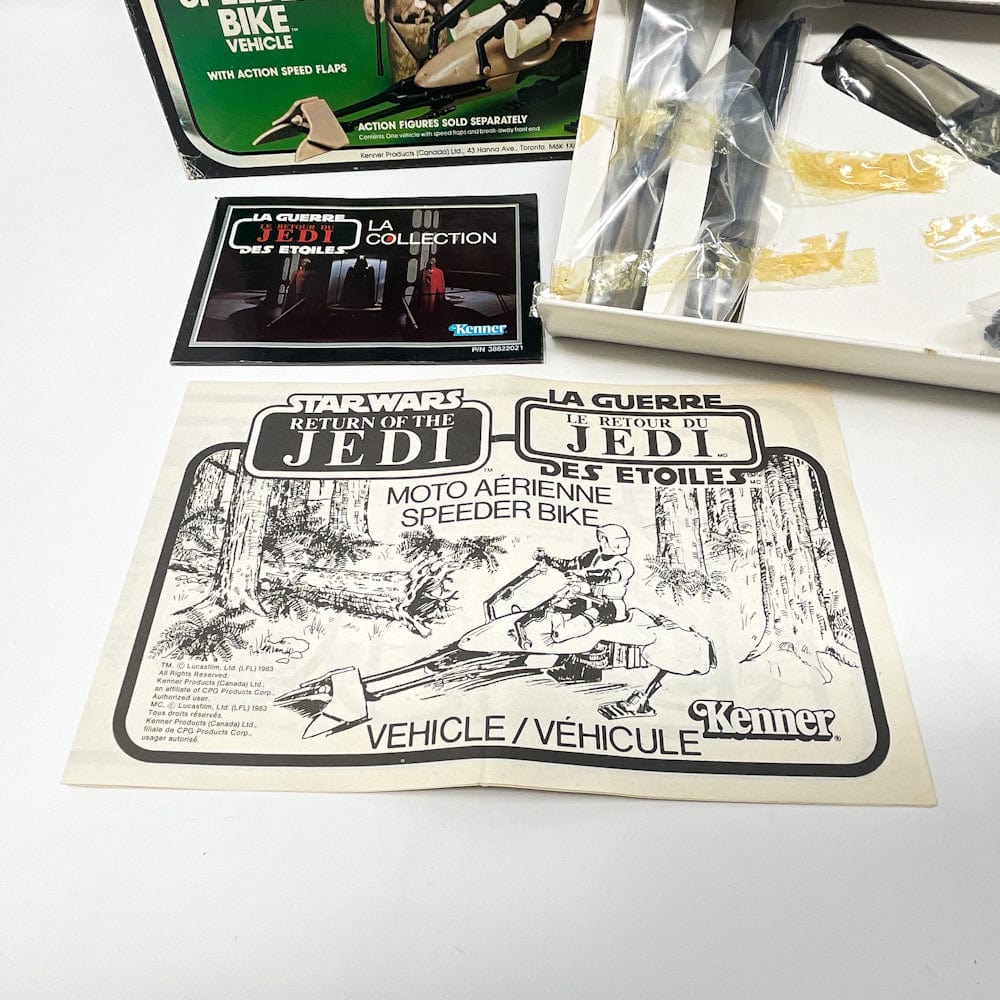 Vintage Kenner Star Wars Vehicle Speeder Bike - Complete in Canadian ROTJ Box